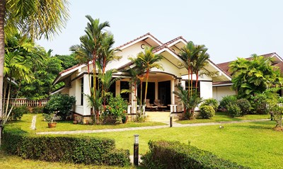 Villa in Safir Village near Suan Son Beach
