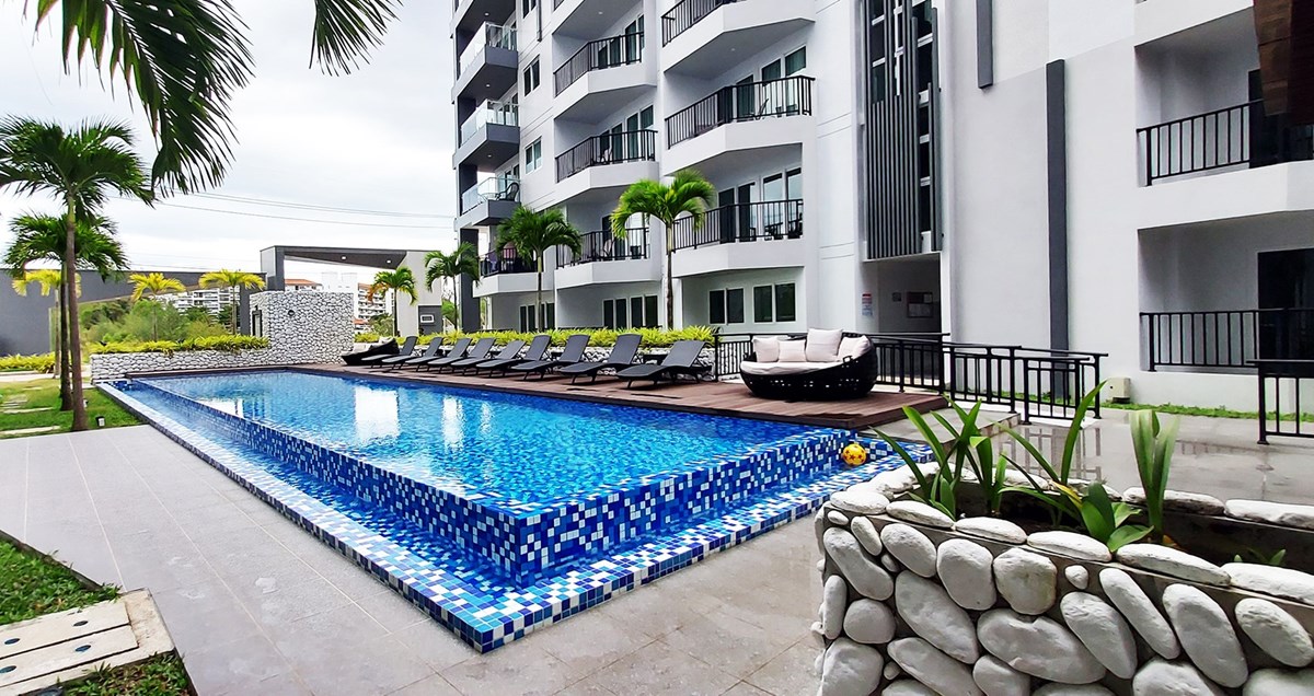 คอนโดหรู 3 ห้องนอนใน Mantra Beach Condo ที่หาดแม่พิมพ์