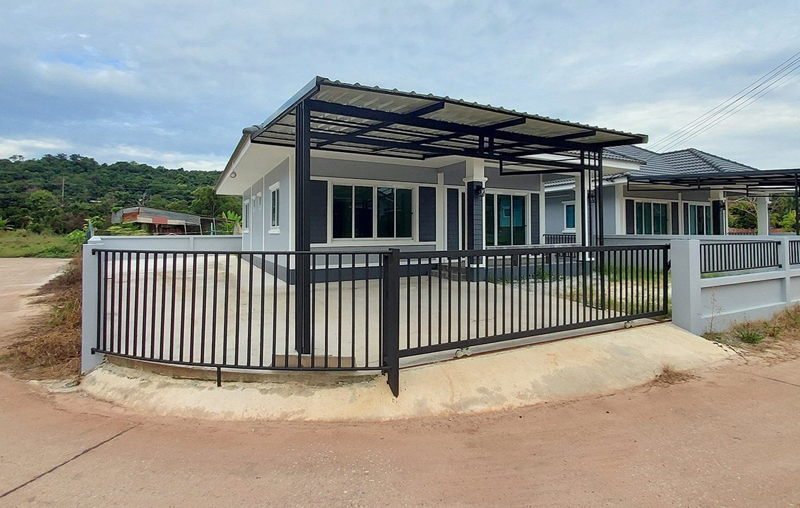 Brand new villa in Krachet, Ban Phe, Rayong - House - Suan Son - Suan Son