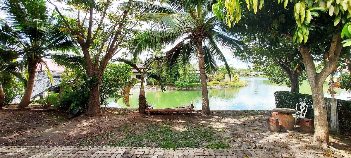Villa on large beach plot in Rock Garden, Rayong  - House - Mae Phim - Rock Garden