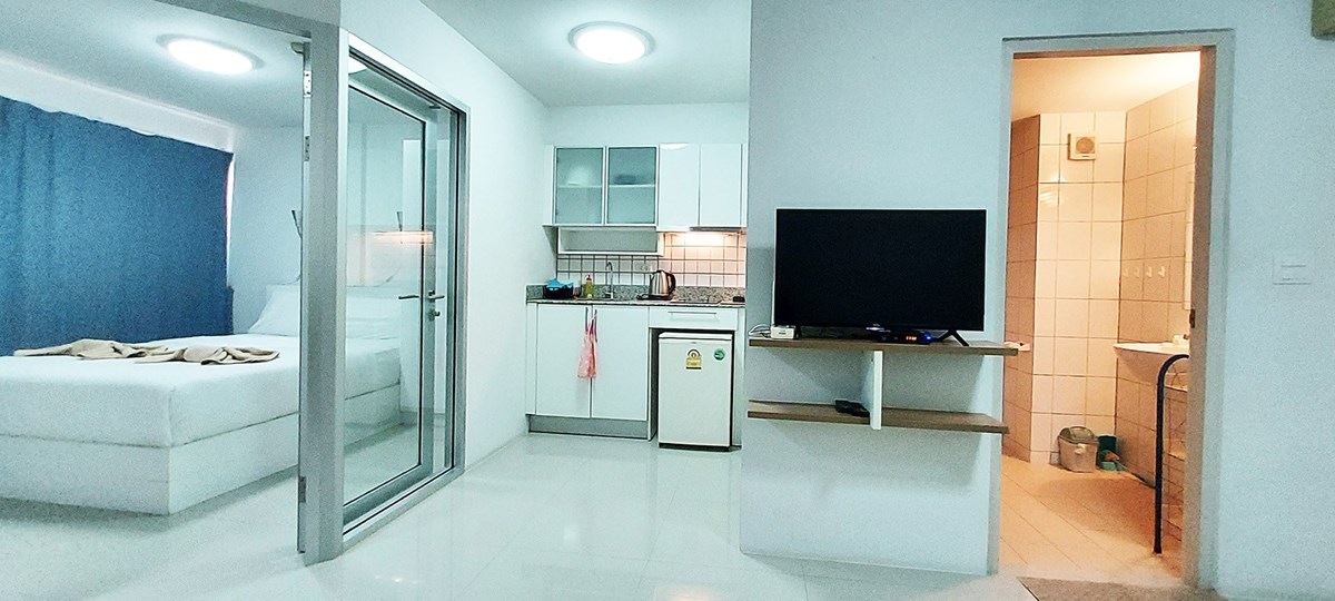 Condo near the beautiful beach and close to the daily service needs, in Mae Phim - Condominium - Mae Phim - Grand Beach 1 Condominium
