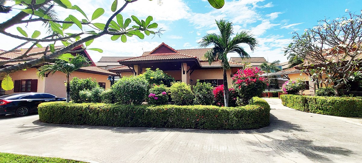 Villa in the small village of Tropical Residence in Bangsaen, Chonburi  - House - Bang Saen - Tropical Residence