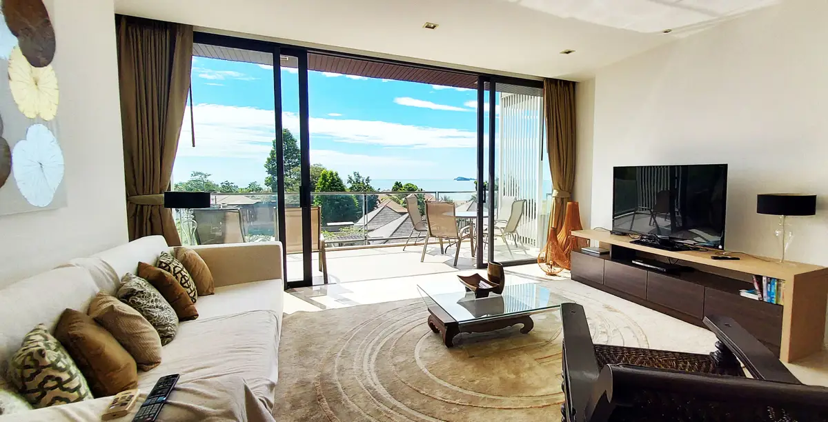 Very nice 3-bedroom condo with 2 pools In Oriental Beach, Rayong