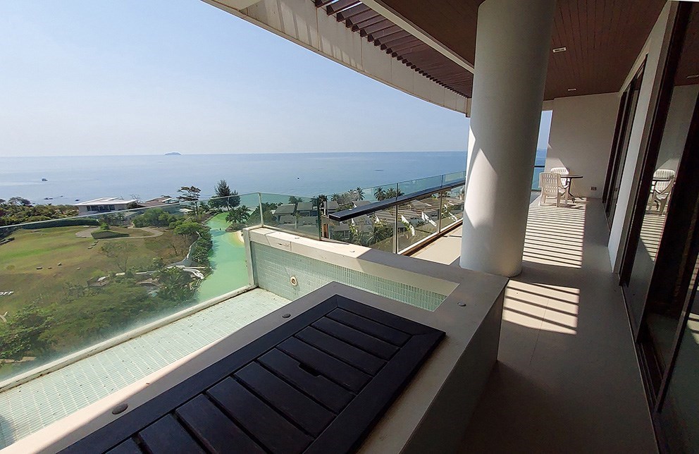 Condo in Phuphatara with outstanding views of large pool area and ocean - Condominium - Chak Phong - Chak Phong