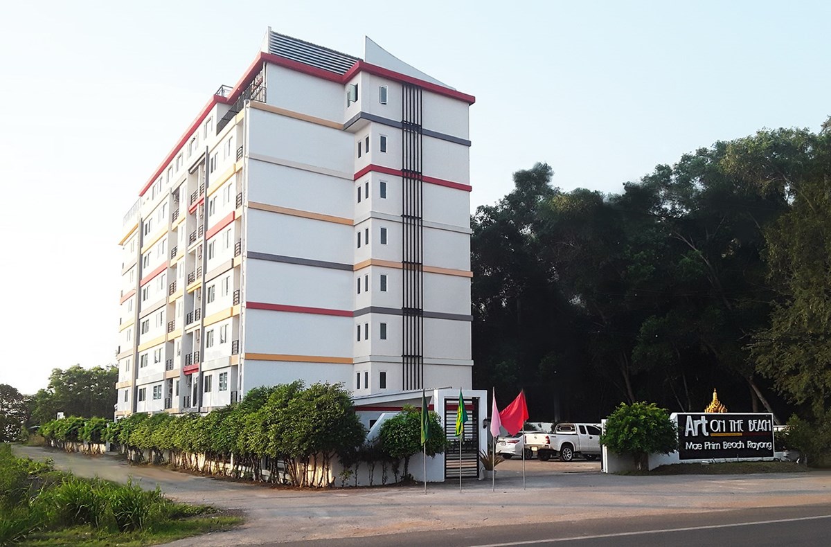 Condo in Art On the Beach in Mae Phim, Rayong - Condominium - Mae Phim - Sai Kaeo Beach